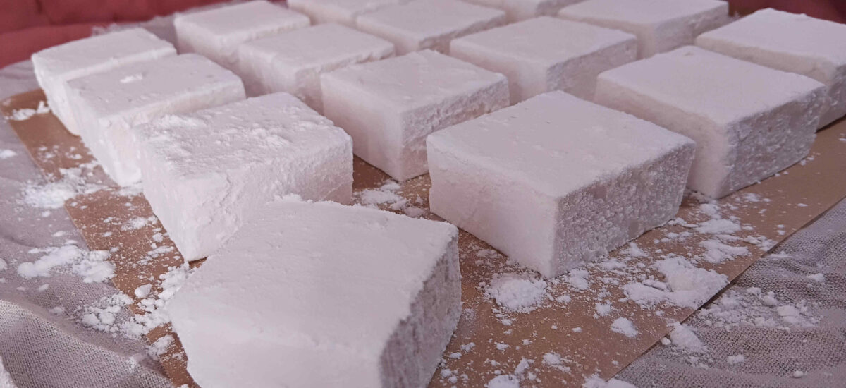 Homemade Vanilla Marshmallows