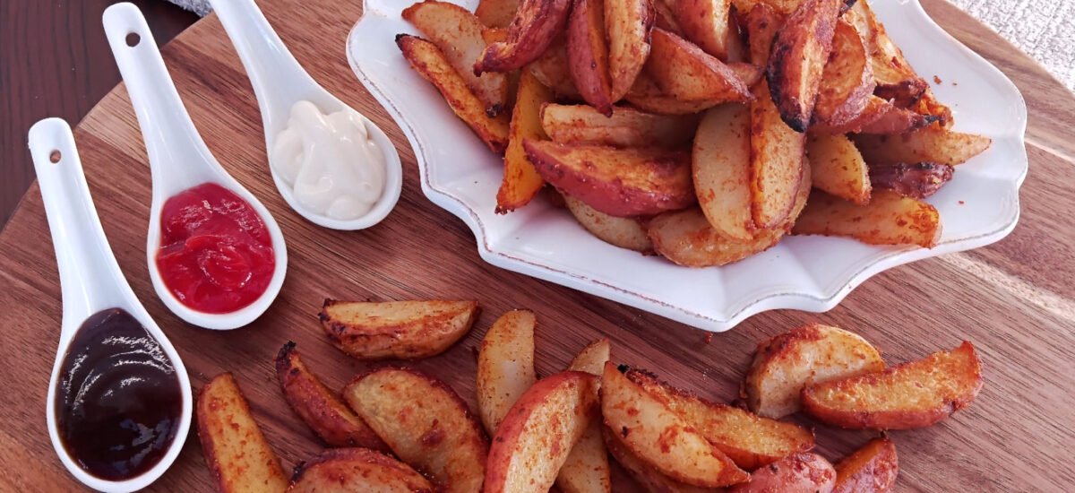 Oven Baked Potato Wedges
