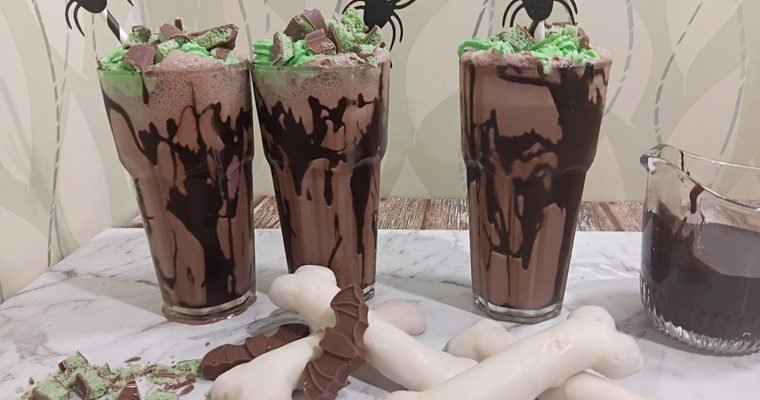 Mint Chocolate Graveyard Milkshakes